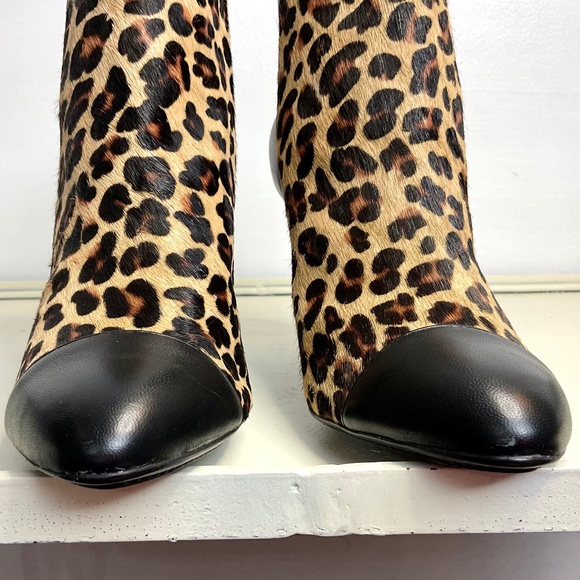 Sofft Boots Womens Size 6.5 Makayla Ankle Boot Black Leather Pointed Zip Leopard - Picture 6 of 15